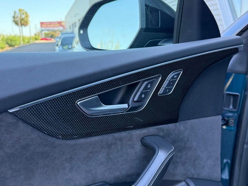 Used 2022 Audi SQ8 Prestige w/ Prestige Package image 74