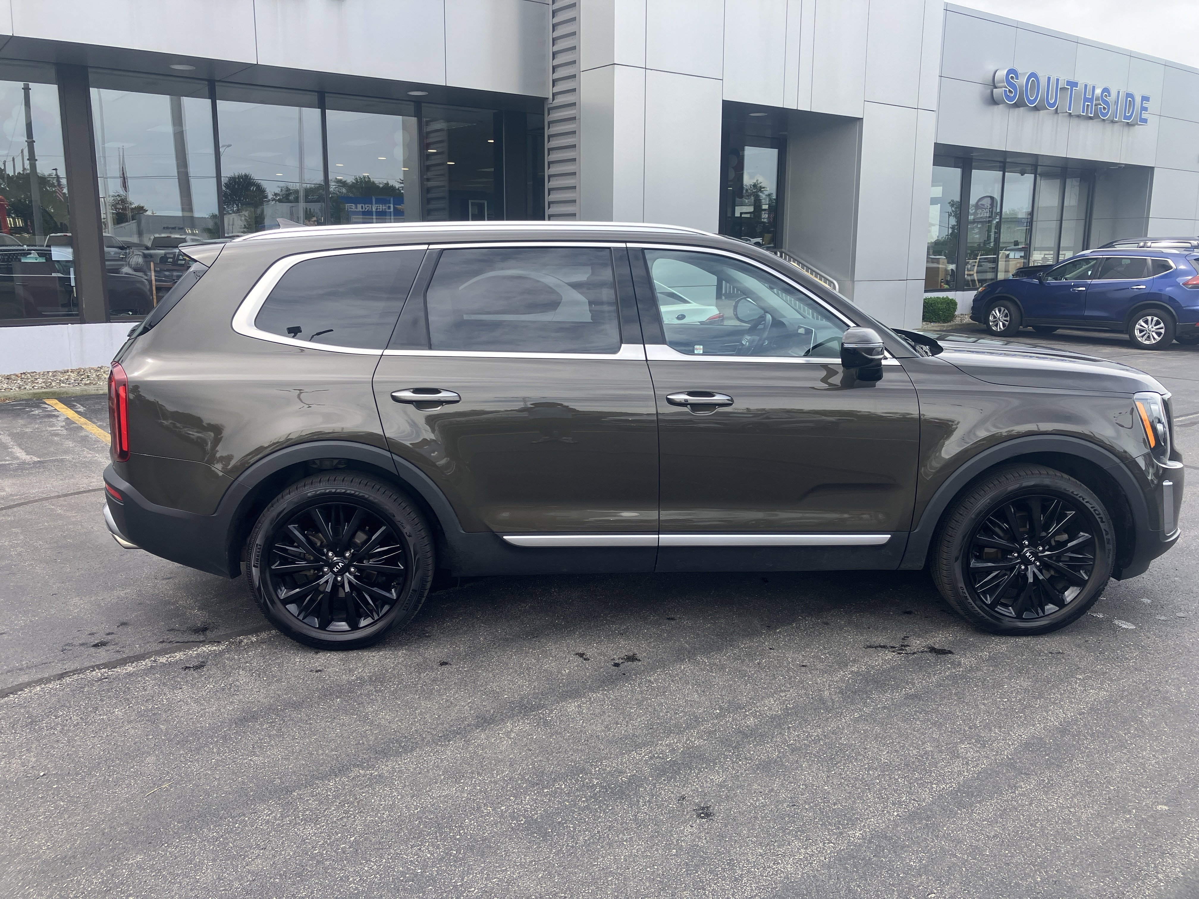 Used 2021 Kia Telluride SX FWD image 32