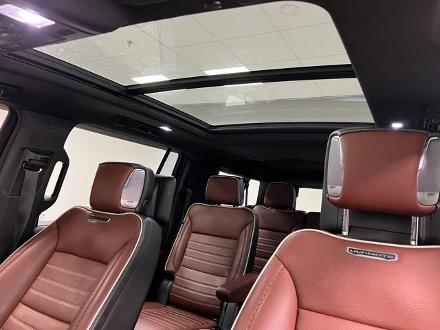 Used 2023 GMC Yukon XL Denali Ultimate image 43