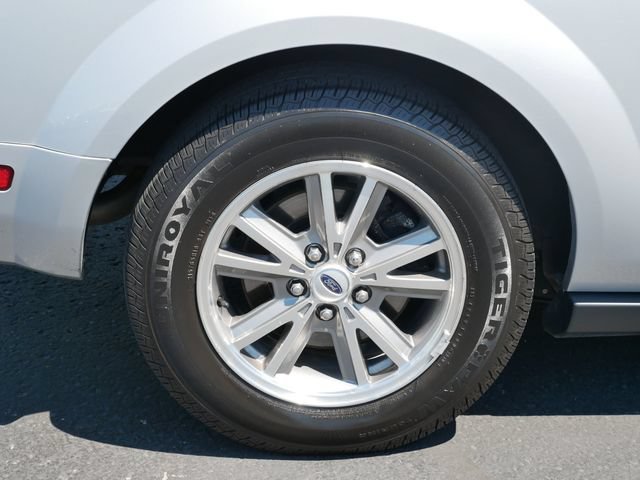 Used 2005 Ford Mustang Coupe RWD image 5
