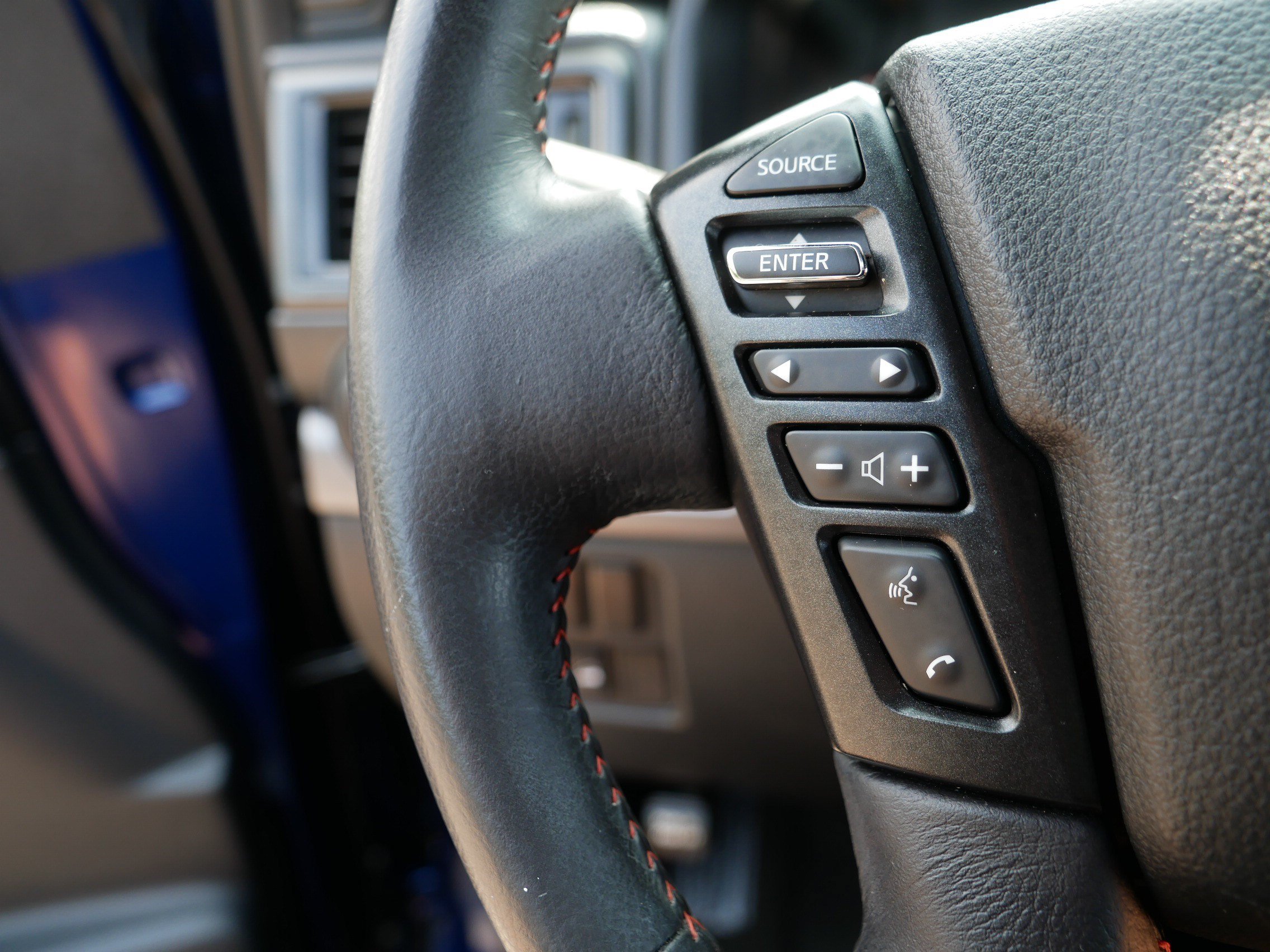 Certified 2024 Nissan Titan PRO-4X w/ Pro-4x Convenience Package AWD/4WD image 27