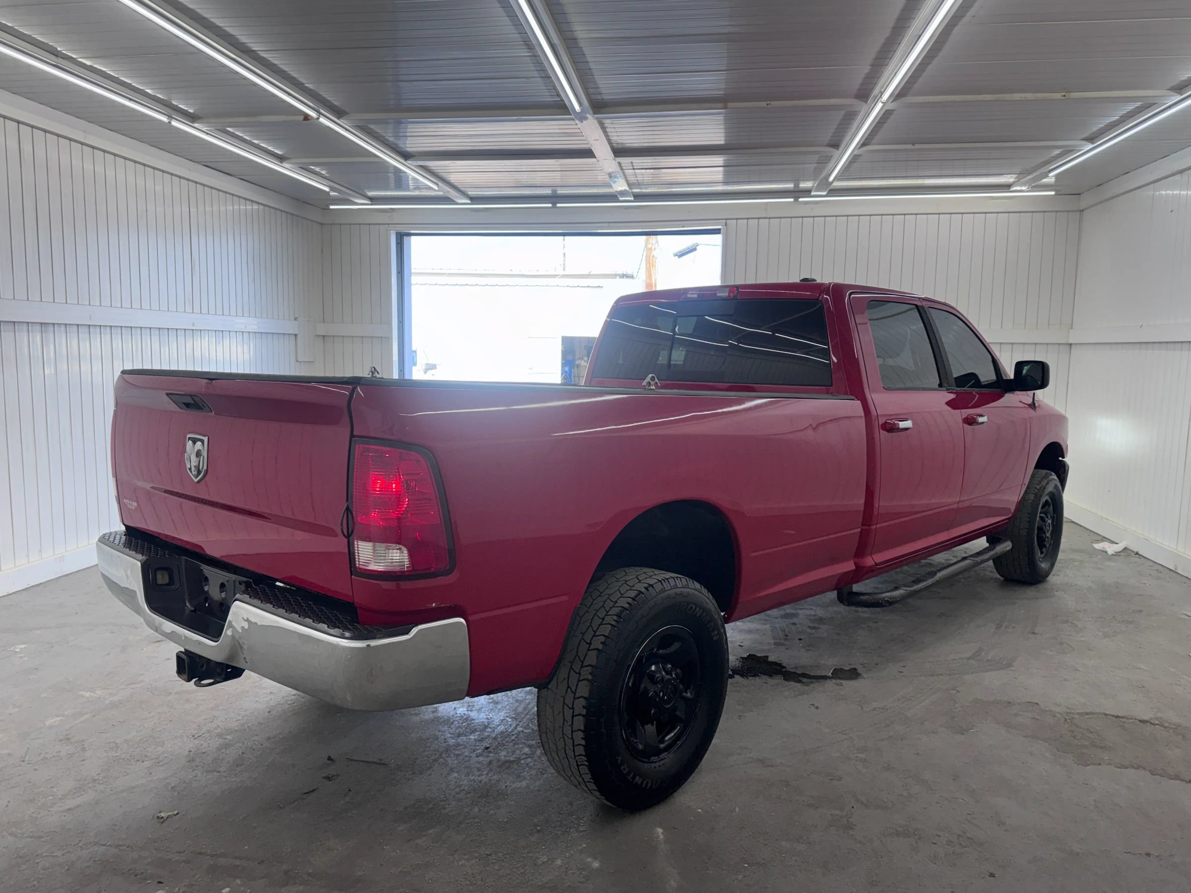 Used 2011 RAM 2500 SLT AWD/4WD image 5