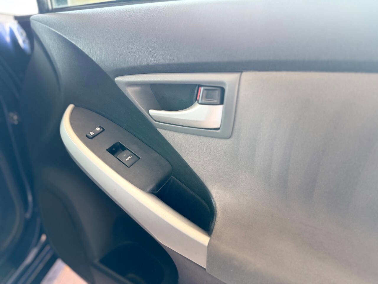 Used 2015 Toyota Prius Two FWD image 35