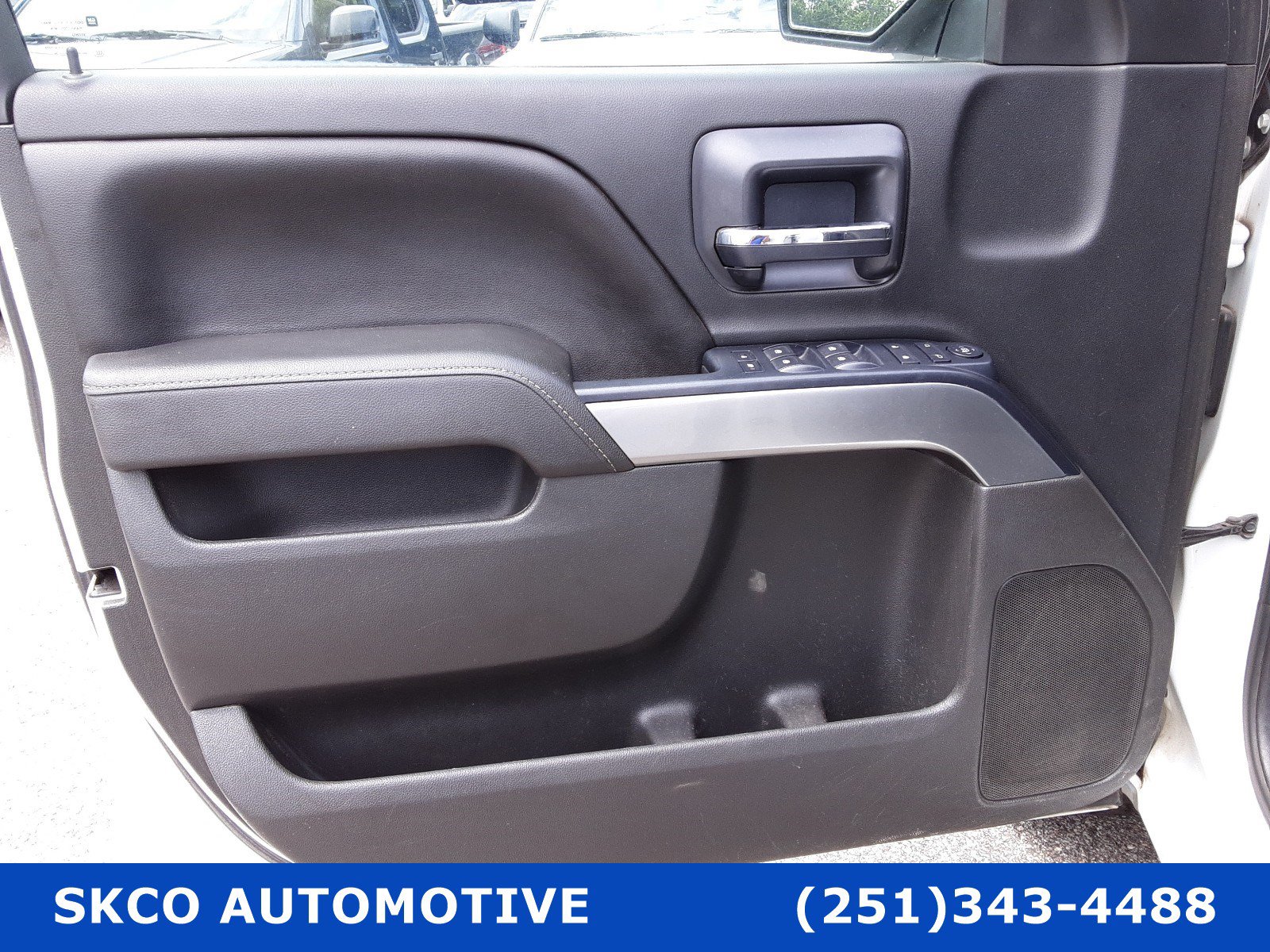Used 2016 Chevrolet Silverado 1500 LT w/ Trailering Package AWD/4WD image 12