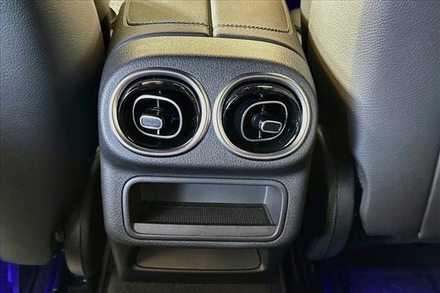 Used 2026 Mercedes-Benz GLC 300 4MATIC image 23