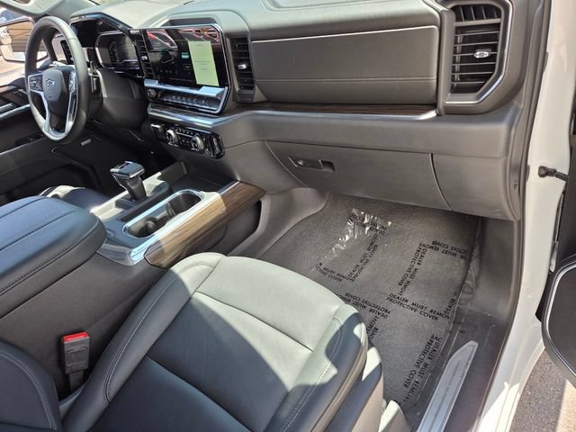 Certified 2024 Chevrolet Silverado 1500 LT Trail Boss w/ Convenience Package II AWD/4WD image 16
