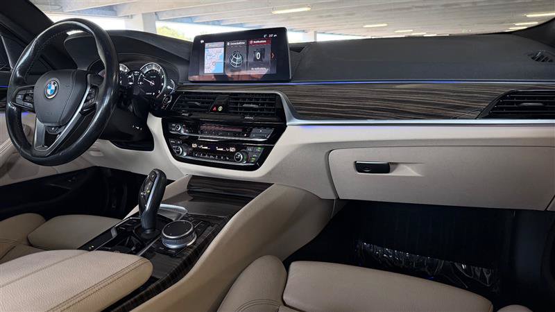 Used 2018 BMW 530i xDrive AWD/4WD image 36