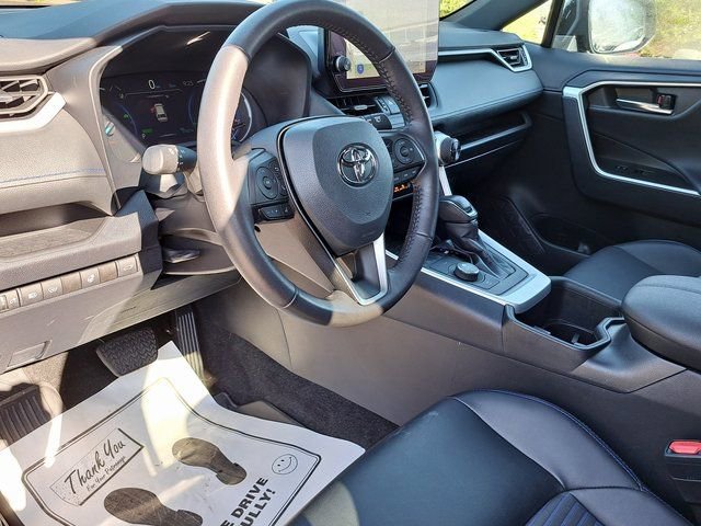 Used 2024 Toyota RAV4 XSE w/ Weather Package image 8