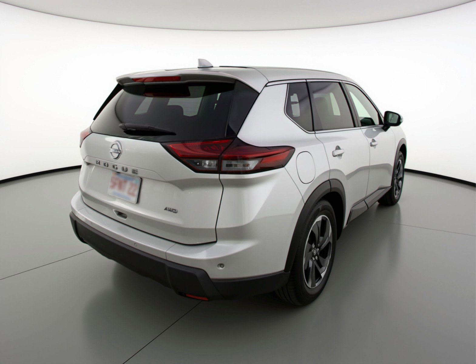 Used 2025 Nissan Rogue SV AWD/4WD image 9
