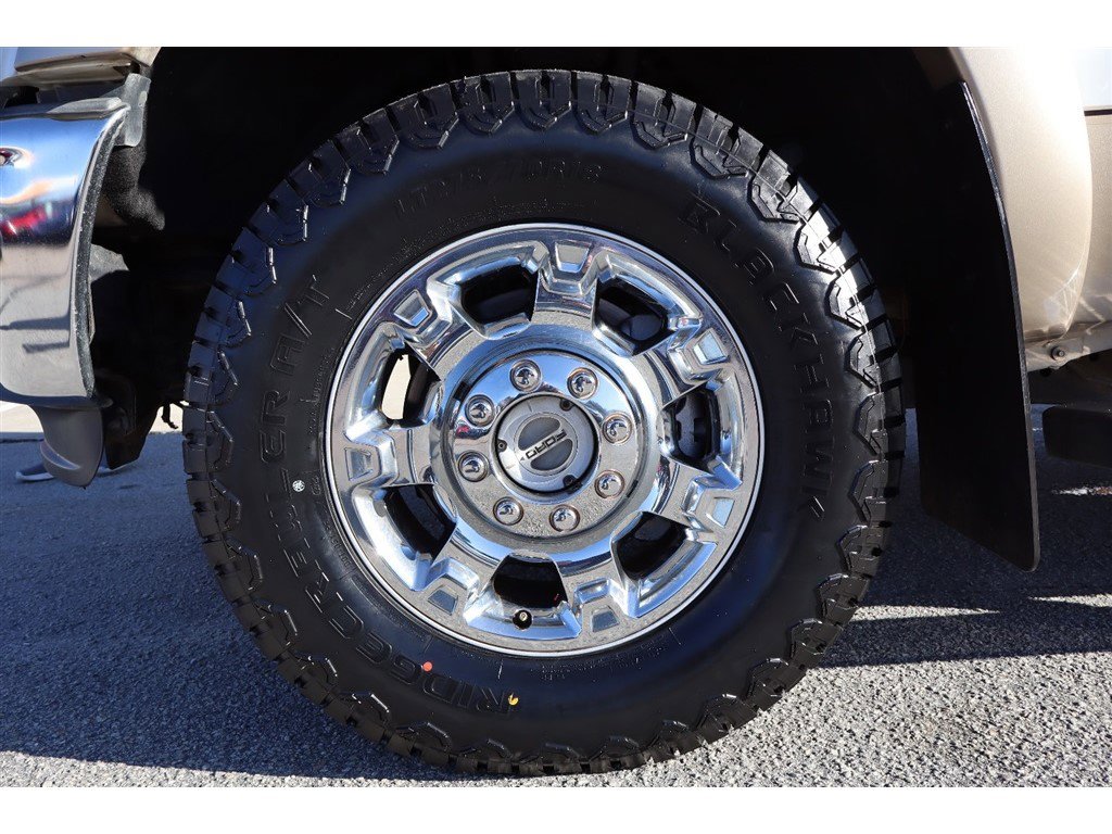 Used 2014 Ford F250 Lariat w/ Chrome Package image 9