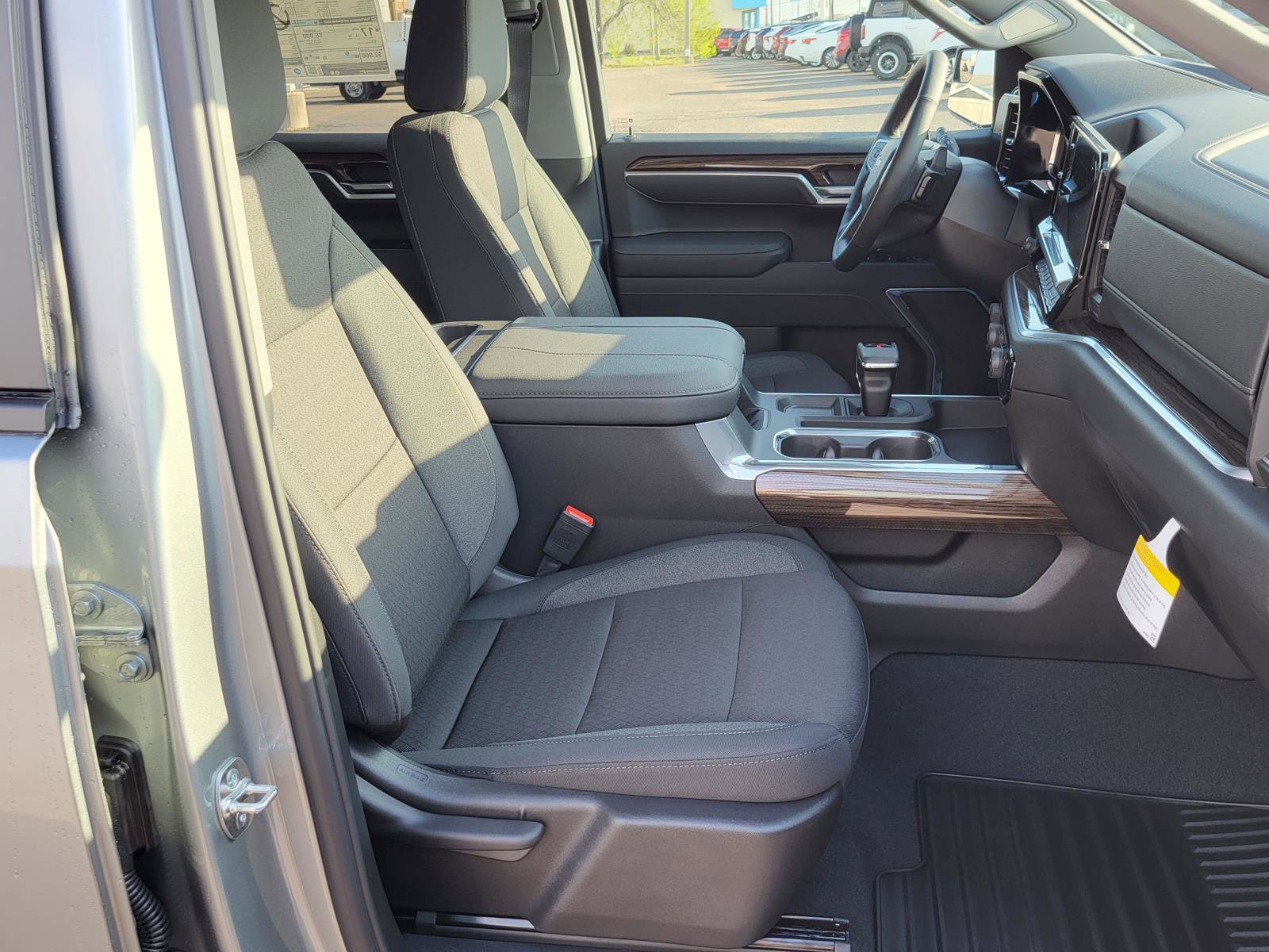 New 2026 Chevrolet Silverado 1500 LT image 10