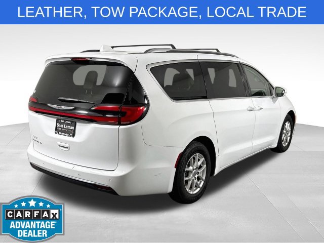 Used 2021 Chrysler Pacifica Touring-L FWD image 7