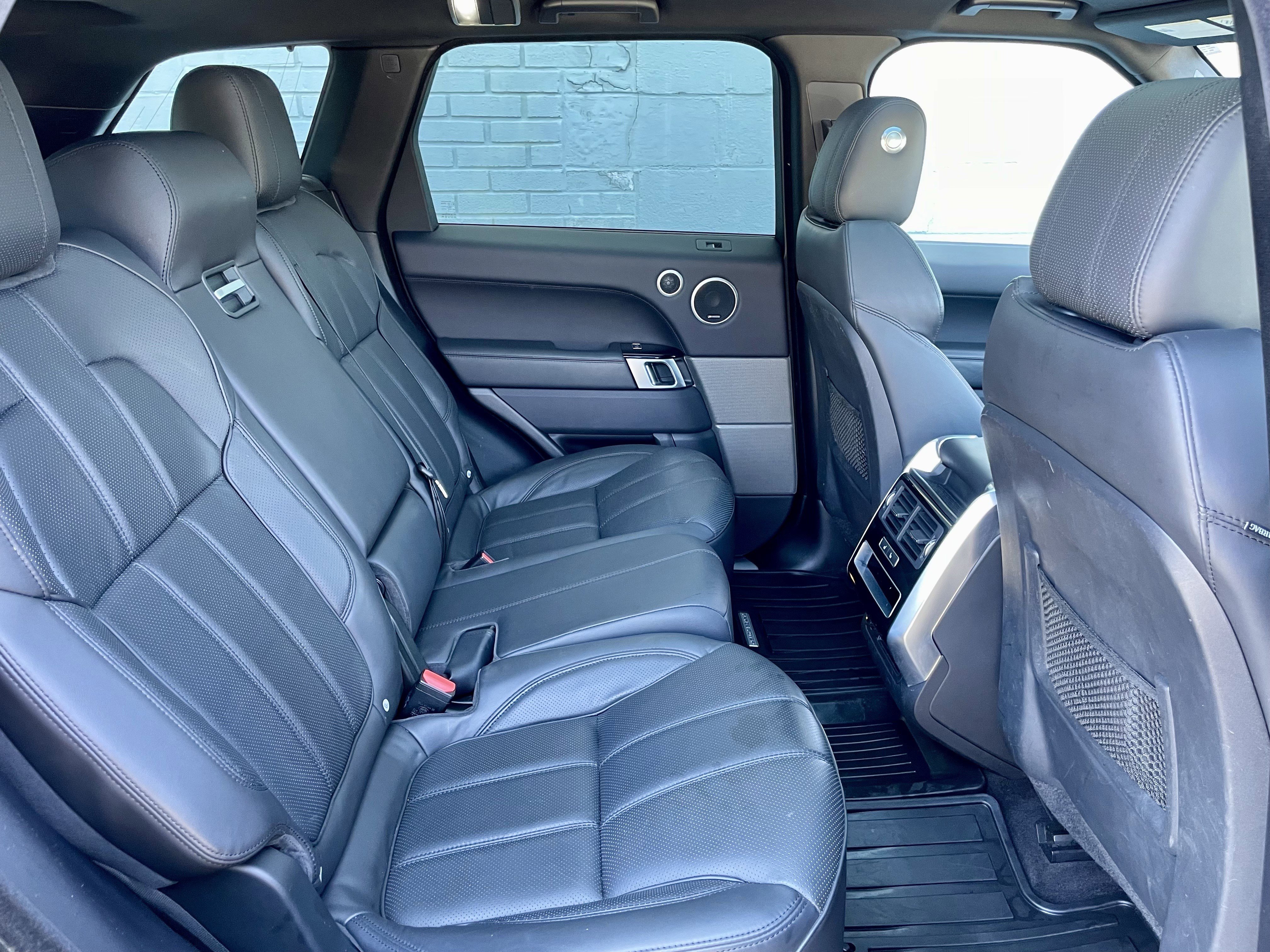Used 2016 Land Rover Range Rover Sport Supercharged AWD/4WD image 31