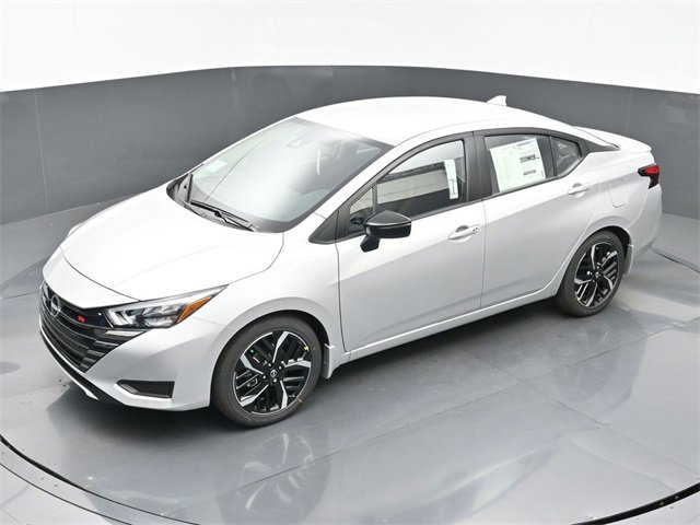 New 2025 Nissan Versa SR w/ Trunk Package image 29
