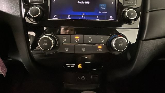 Used 2019 Nissan Rogue S w/ Special Edition Package AWD/4WD image 21