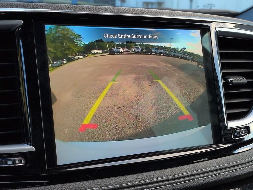 Used 2026 Chrysler Pacifica Limited FWD image 21