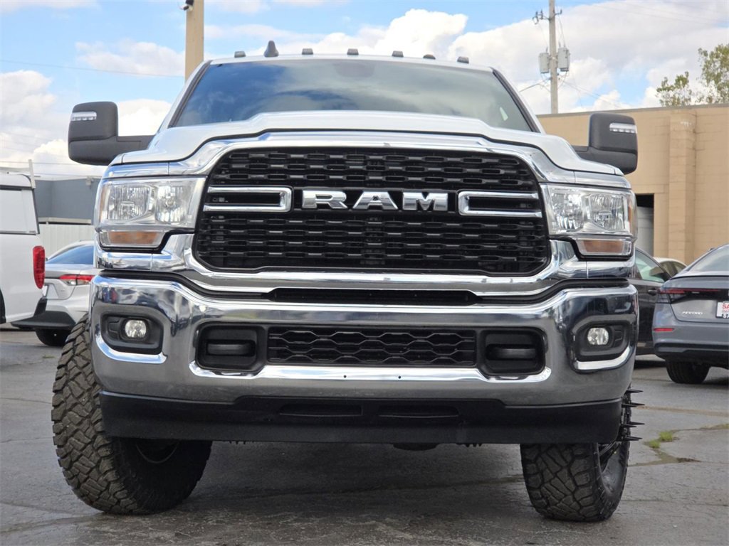 Used 2024 RAM 3500 Big Horn image 11