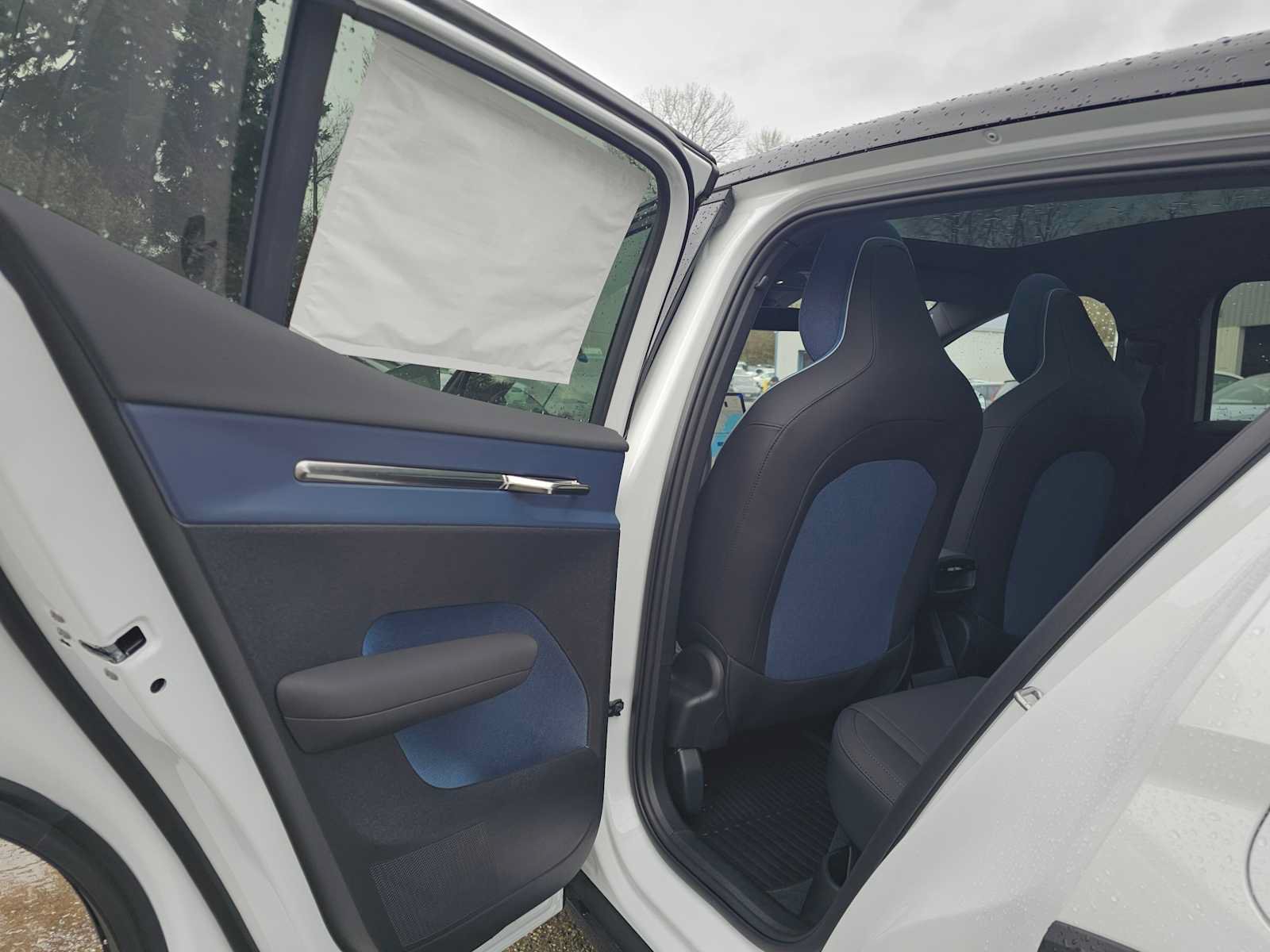 New 2026 Volvo EX30 Cross Country Ultra w/ Protection Package Premier AWD/4WD image 17