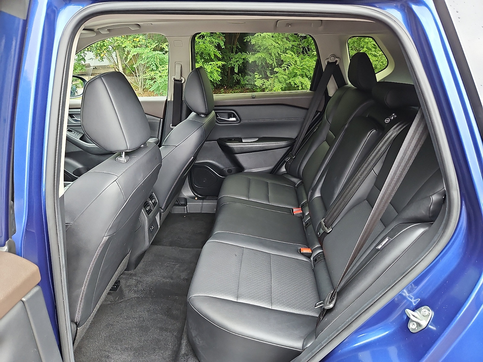 Certified 2023 Nissan Rogue SV w/ SV Premium B Package AWD/4WD image 10