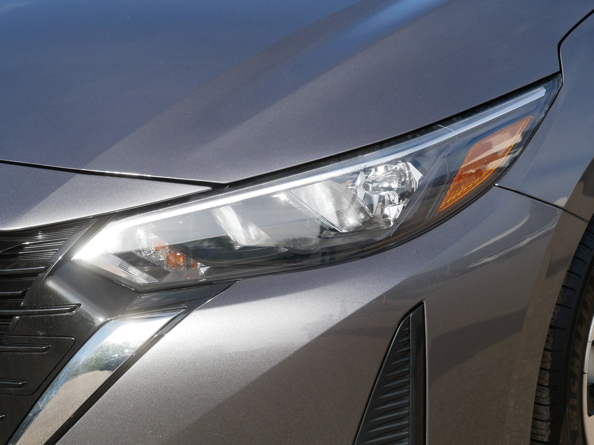 Certified 2025 Nissan Sentra SV w/ SV Premium Package FWD image 16