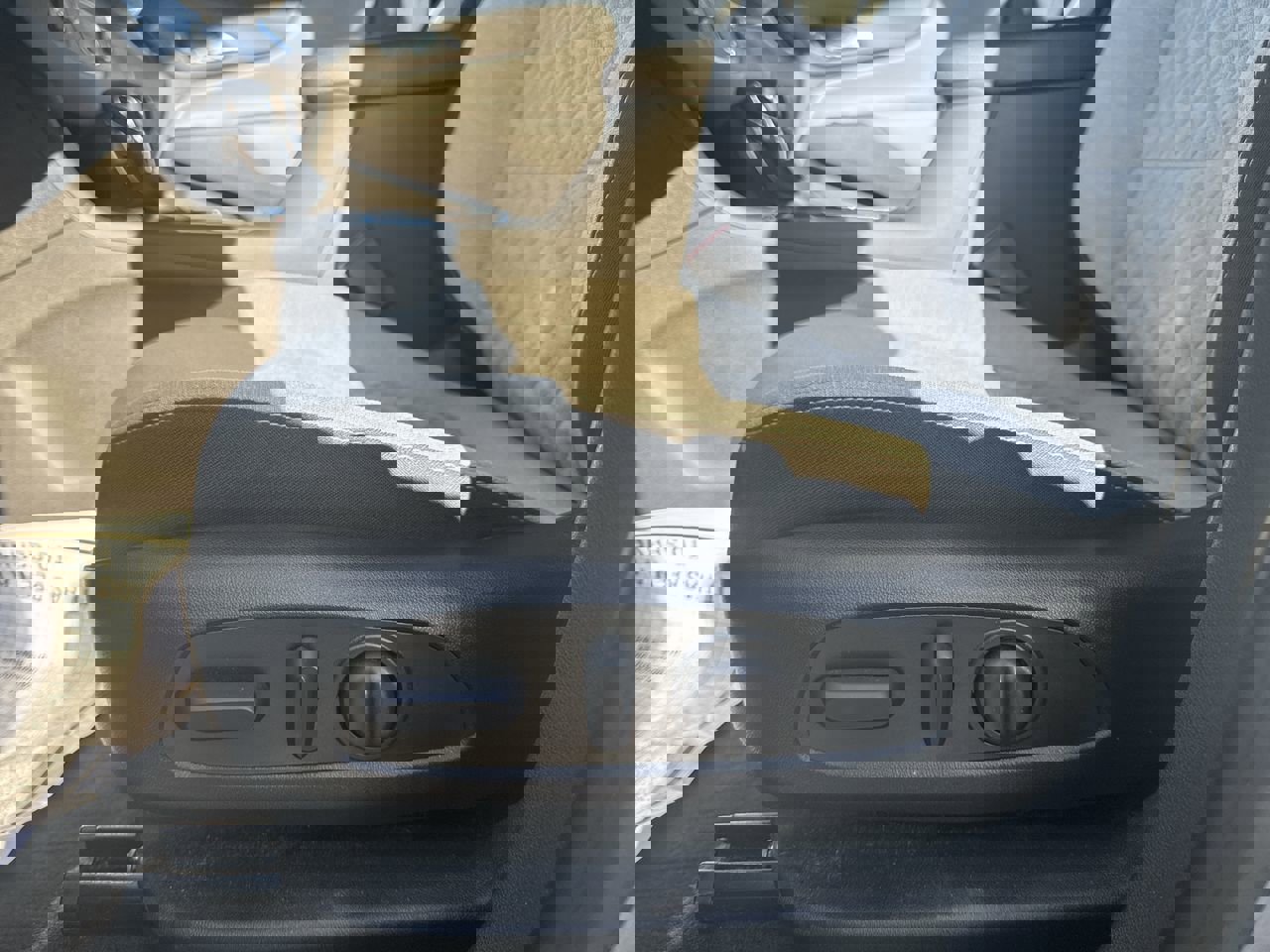 Used 2024 Chevrolet Equinox LS w/ LS Convenience Package image 22