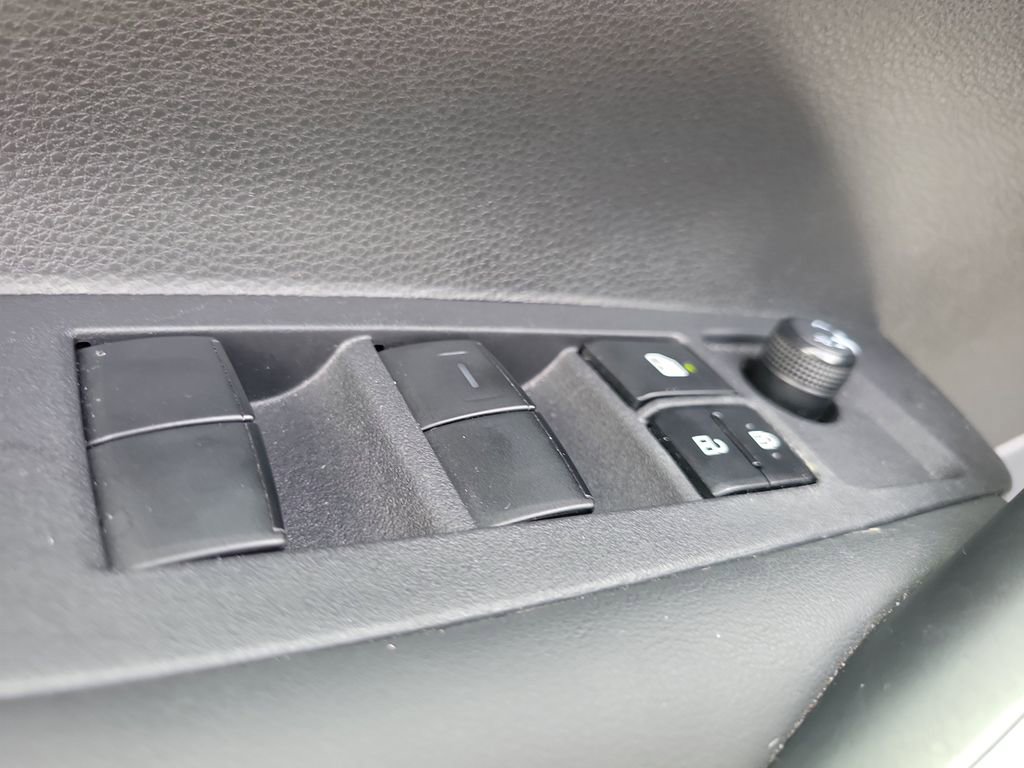 Used 2024 Toyota Corolla SE image 23