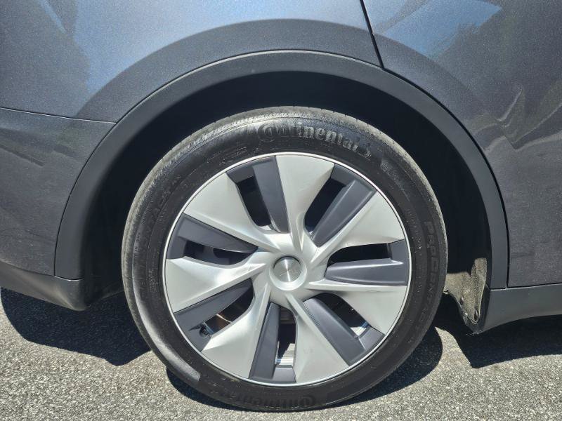 Used 2023 Tesla Model Y Long Range AWD/4WD image 16