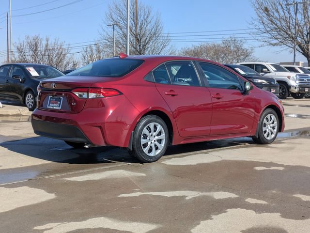 Used 2025 Toyota Corolla LE image 6