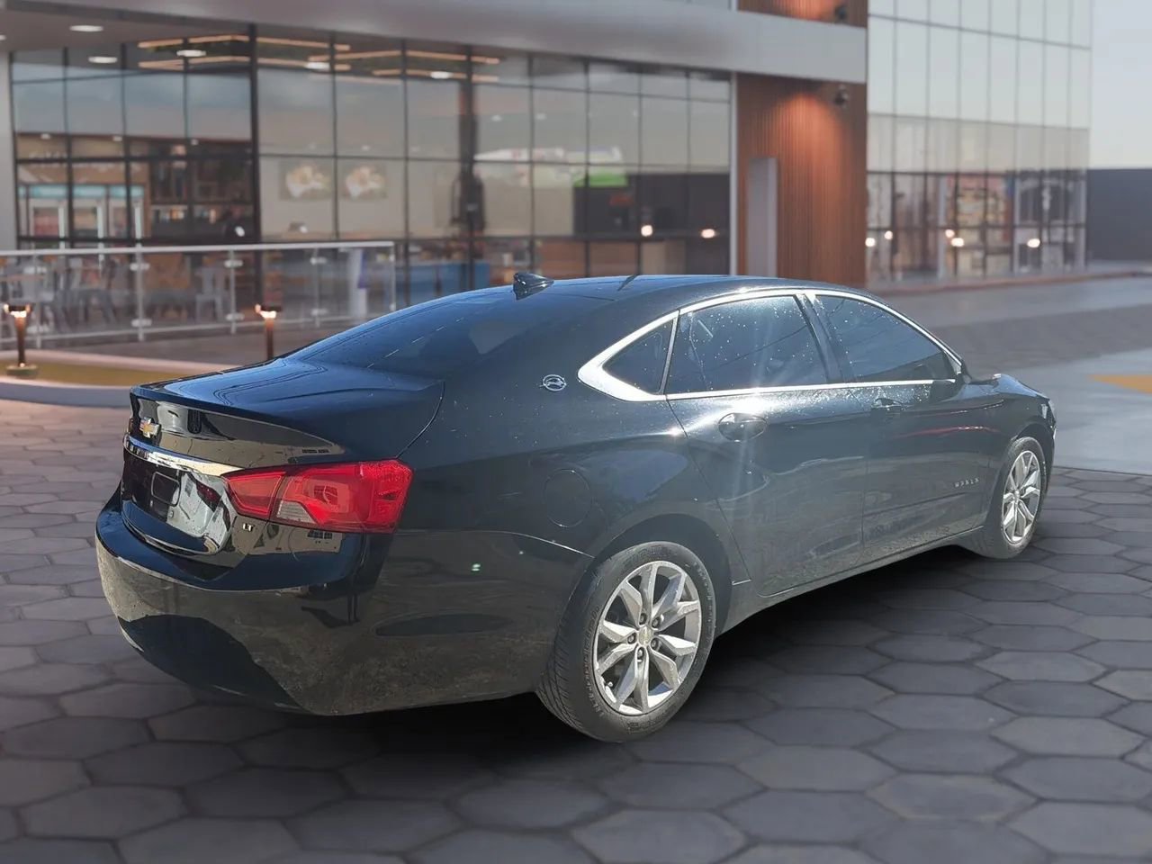 Used 2018 Chevrolet Impala LT image 13