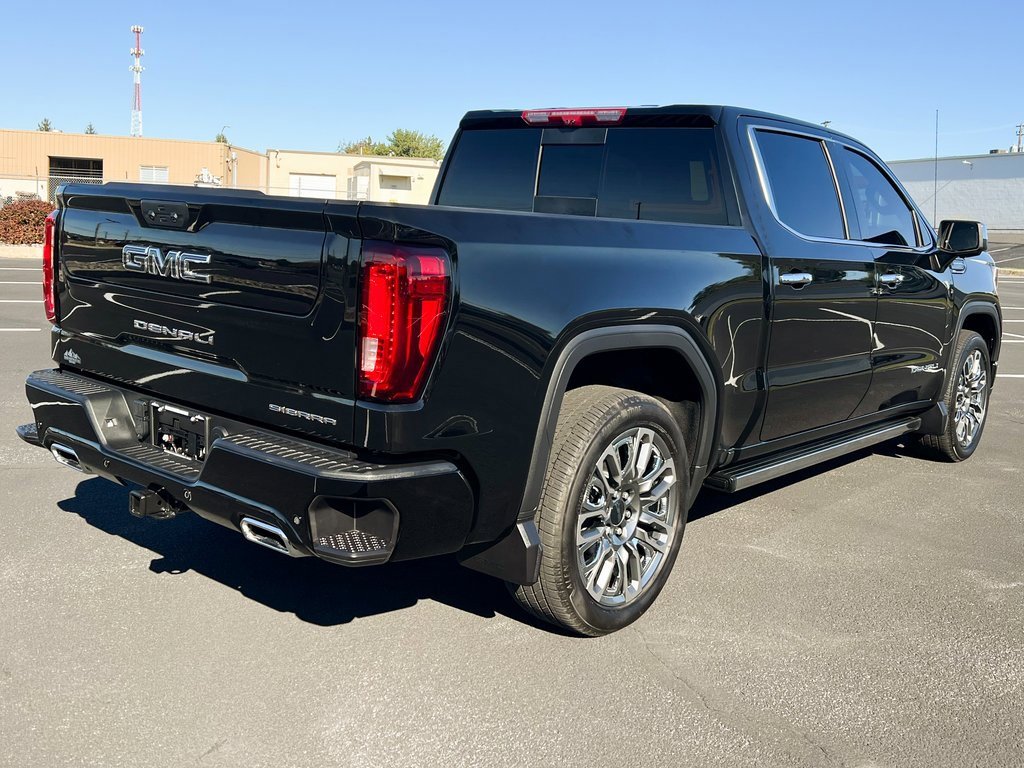 Used 2025 GMC Sierra 1500 Denali Ultimate image 12