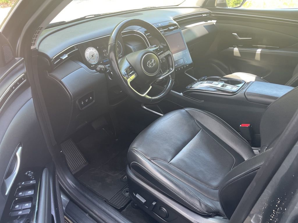 Used 2022 Hyundai Tucson Limited w/ Winter Package image 10