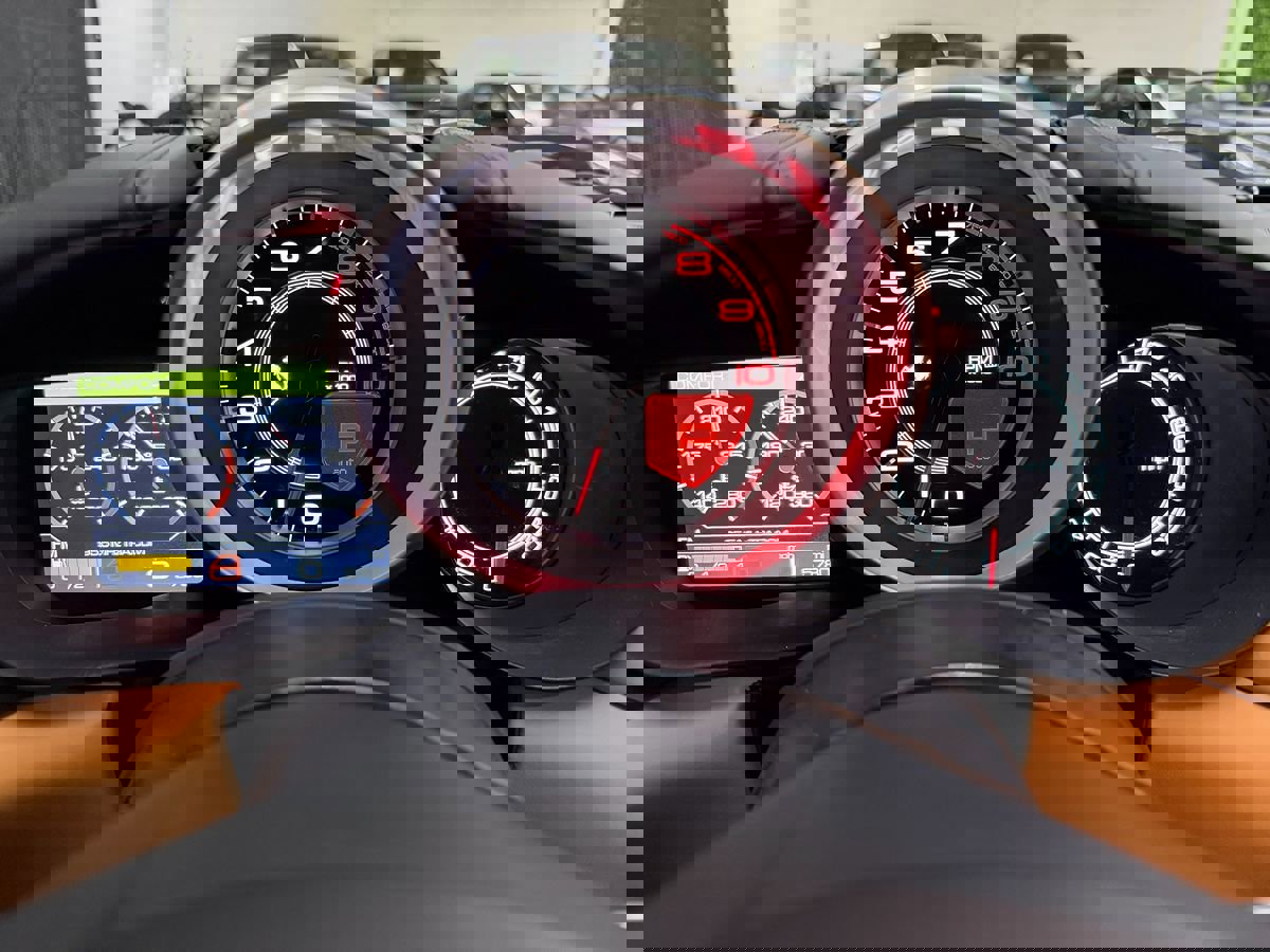 Used 2017 Ferrari California T image 25