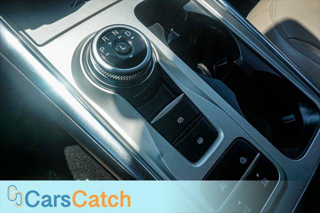 Used 2022 Ford Explorer Limited w/ Equipment Group 301A RWD image 39