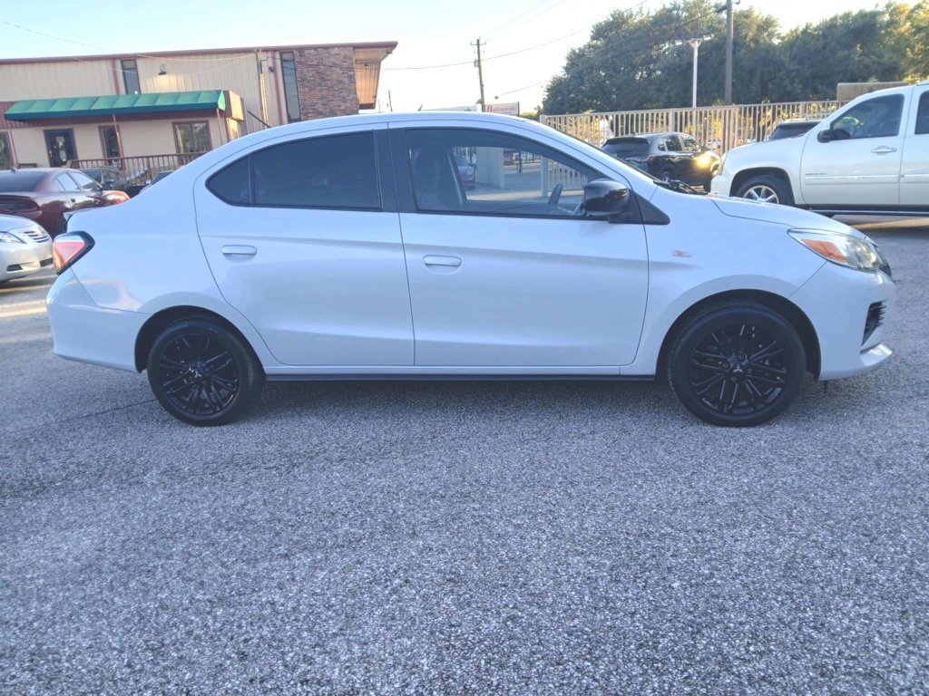 Used 2022 Mitsubishi Mirage G4 Black Edition image 4