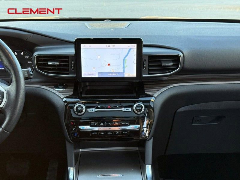 Used 2022 Ford Explorer Limited w/ Equipment Group 301A image 19