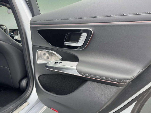 New 2026 Mercedes-Benz E 53 AMG e 4MATIC Sedan image 29