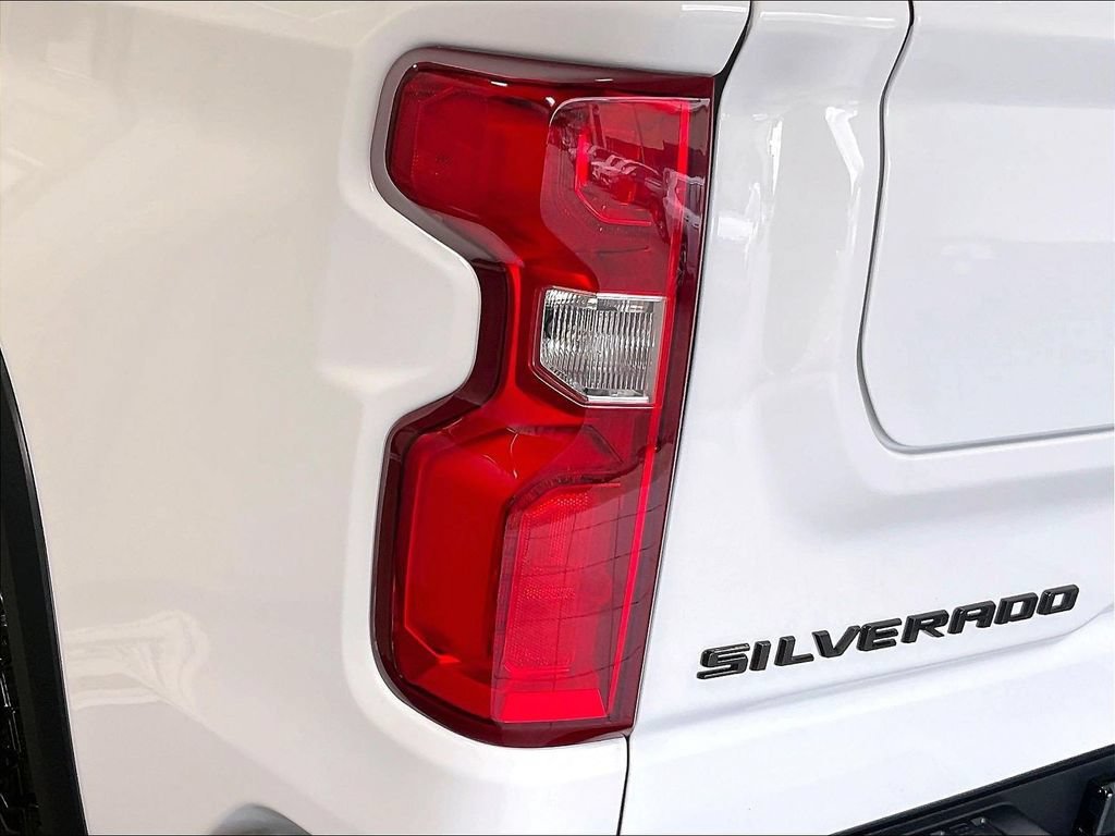 Used 2024 Chevrolet Silverado 1500 ZR2 w/ Technology Package AWD/4WD image 34