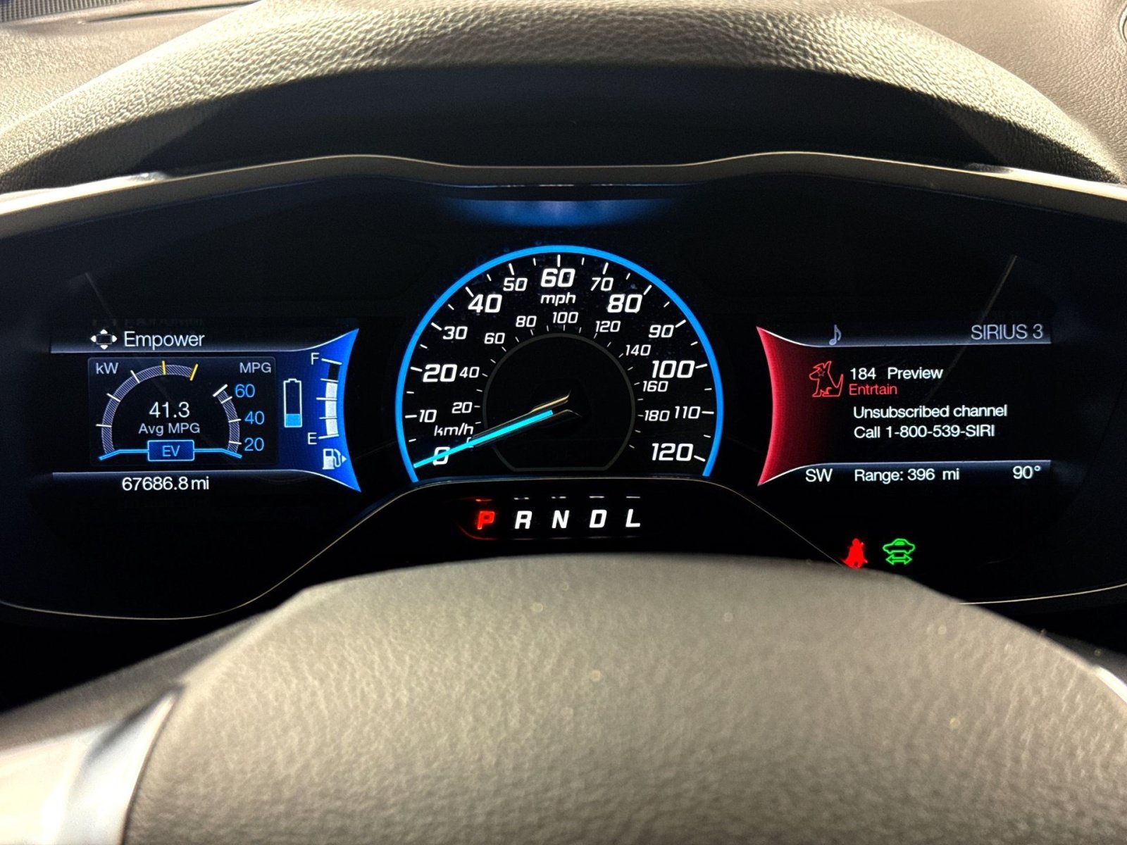 Used 2018 Ford C-MAX Titanium w/ Equipment Group 301A FWD image 17