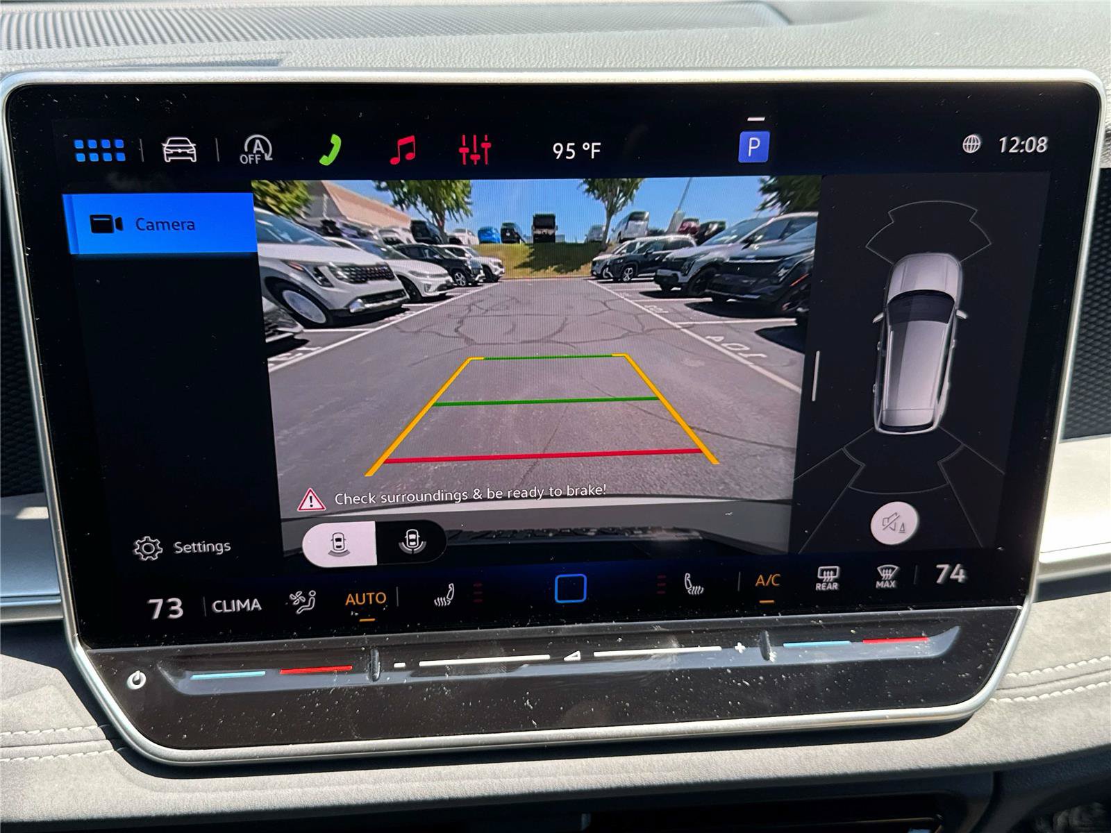 New 2026 Volkswagen Tiguan SE R-Line FWD image 25