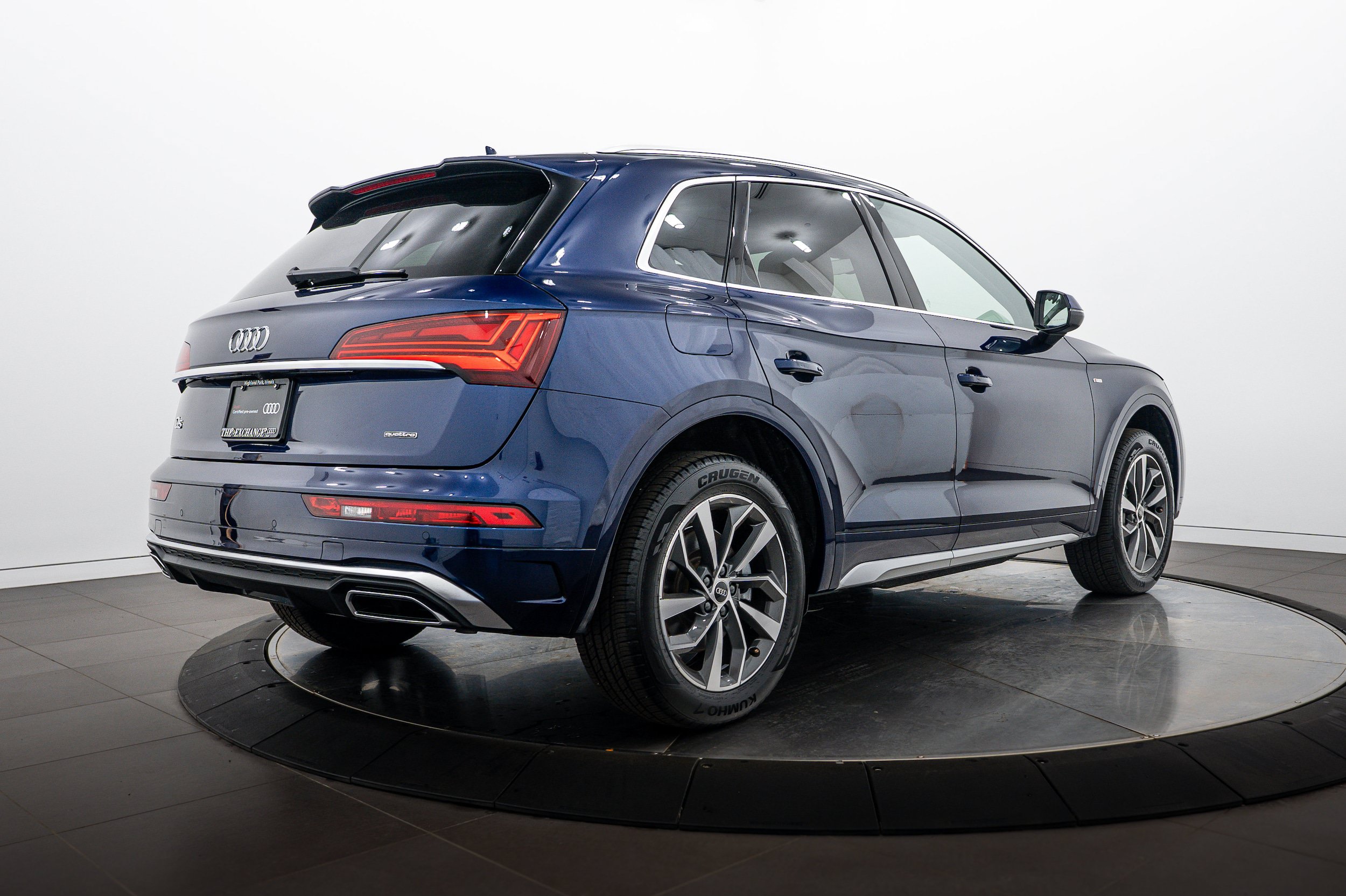 Certified 2023 Audi Q5 2.0T Premium w/ Convenience Package AWD/4WD image 4