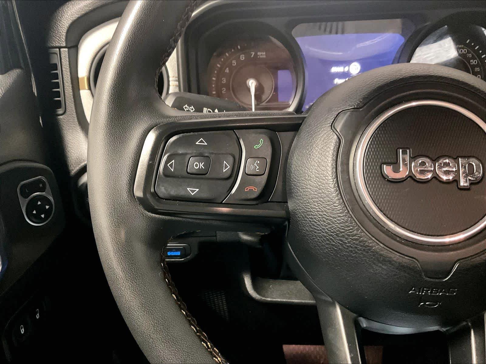 Used 2024 Jeep Wrangler Unlimited AWD/4WD image 22