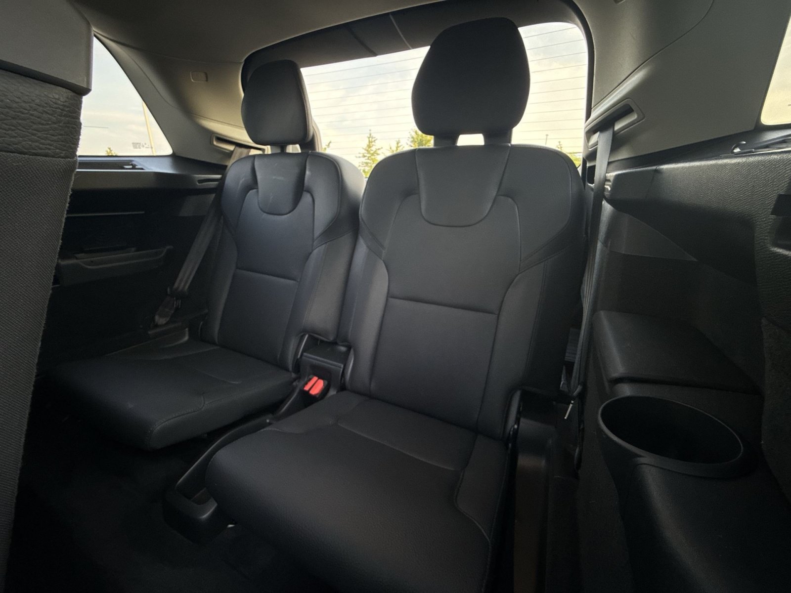 Certified 2023 Volvo XC90 B6 Plus w/ Protection Package Premier AWD/4WD image 33