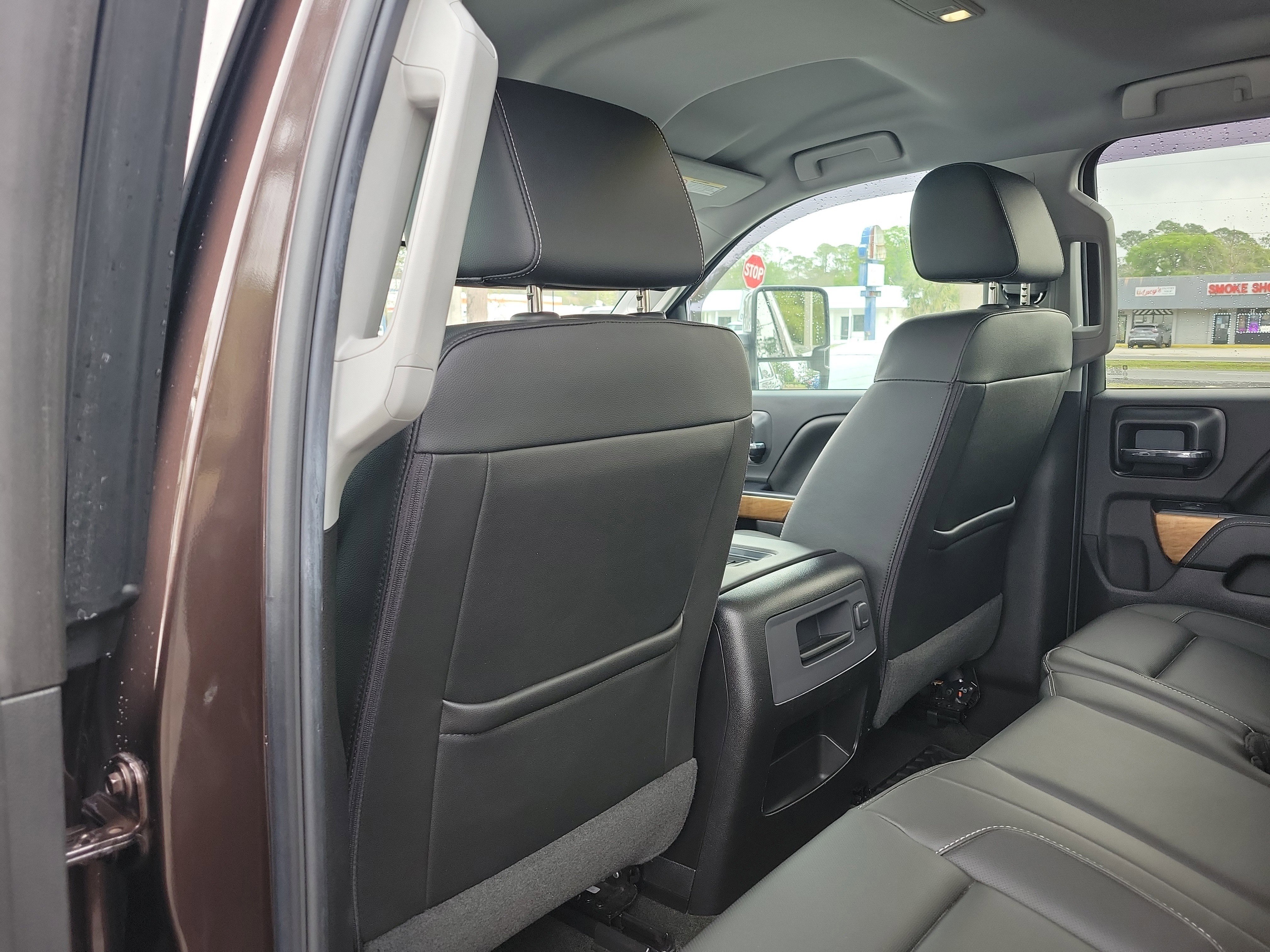 Used 2016 Chevrolet Silverado 2500 LTZ w/ LTZ Plus Package image 16