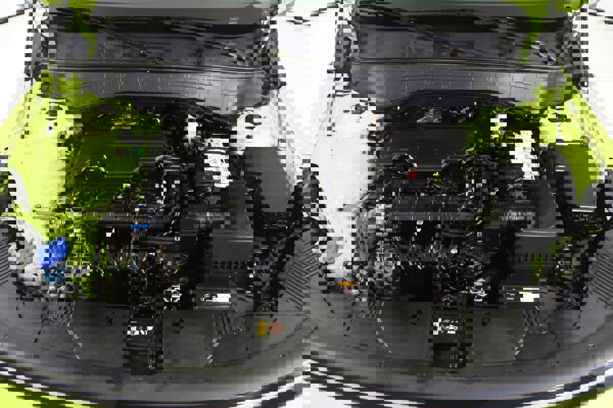 Used 2024 Hyundai Kona SE image 50