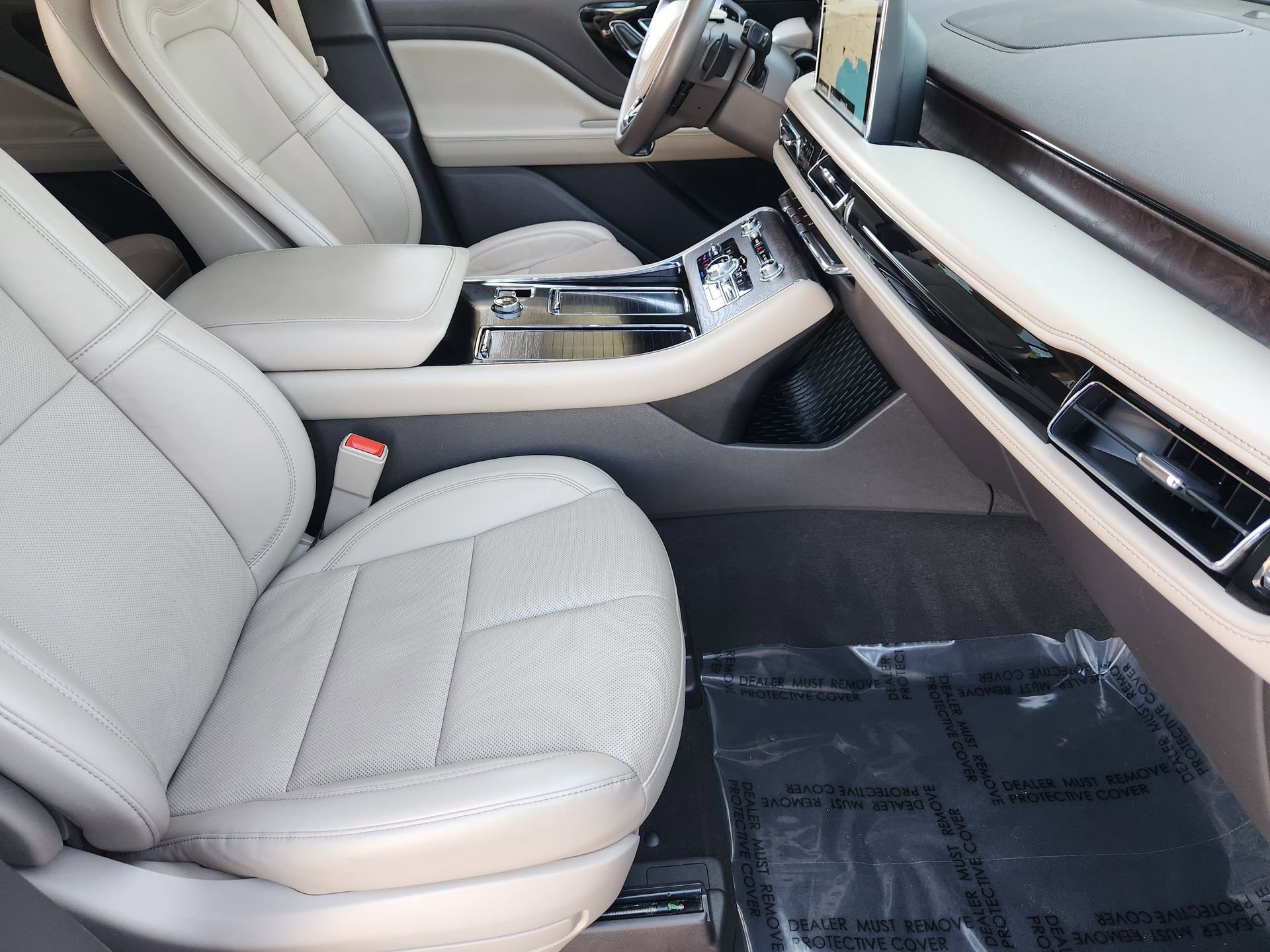 Used 2021 Lincoln Aviator Reserve w/ Equipment Group 201A image 3