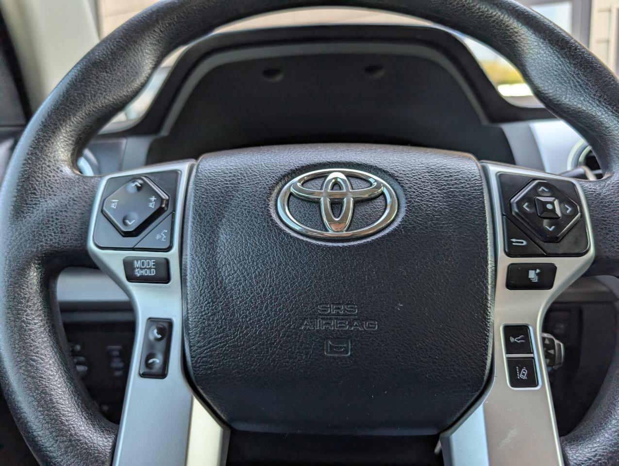 Used 2018 Toyota Tundra SR5 w/ SR5 Upgrade Package AWD/4WD image 13