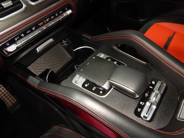 Used 2023 Mercedes-Benz GLE 53 AMG AMG GLE 53 AWD image 31