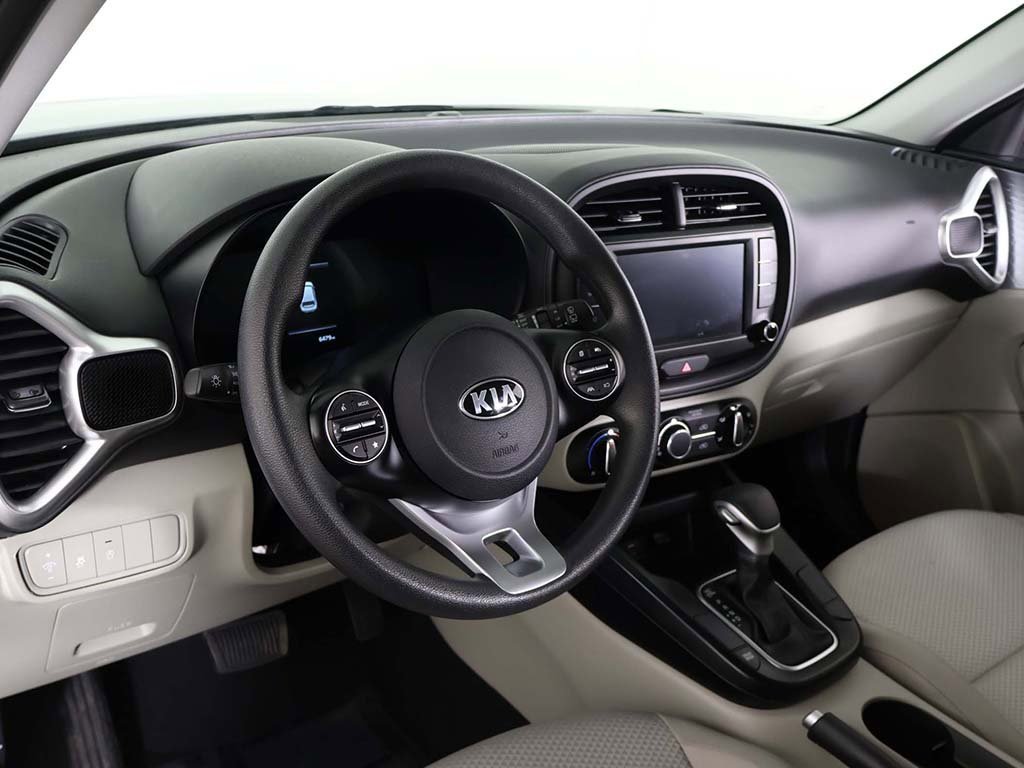 Used 2025 Kia Soul LX w/ LX Technology Package image 25