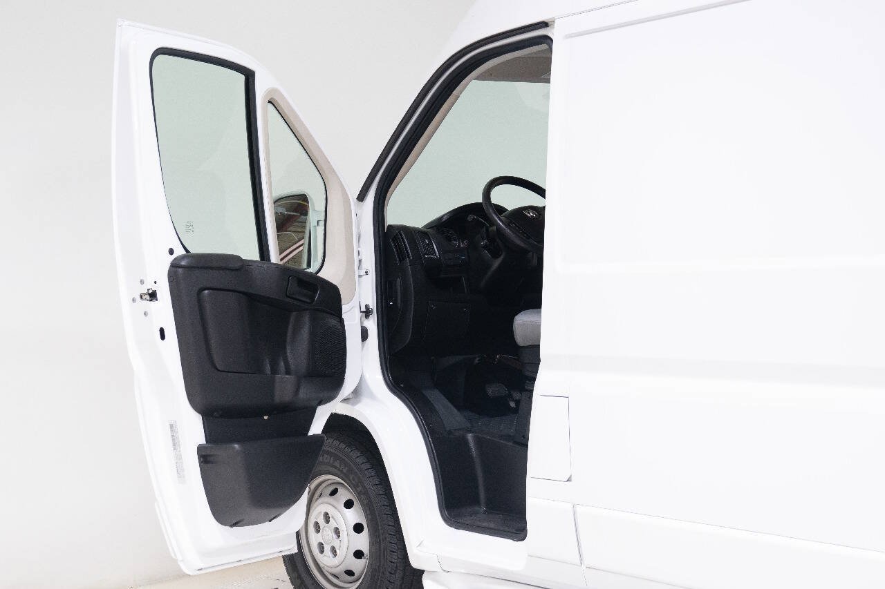Used 2015 RAM ProMaster 2500 FWD image 34