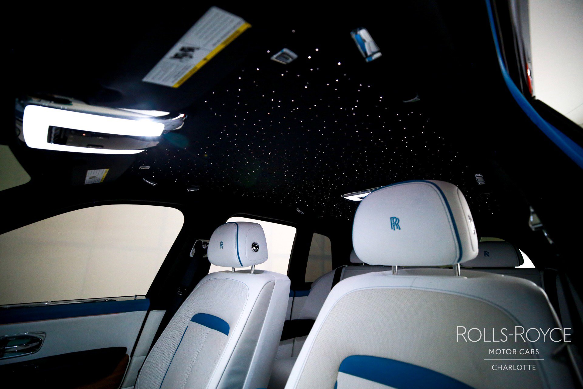 Used 2023 Rolls-Royce Cullinan image 12